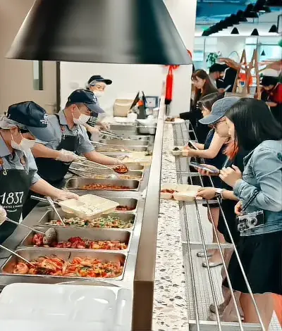 广州禾裕膳宝洁P&G企业食堂现场供餐实拍