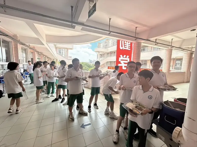 天河泰安中学学生营养餐配送